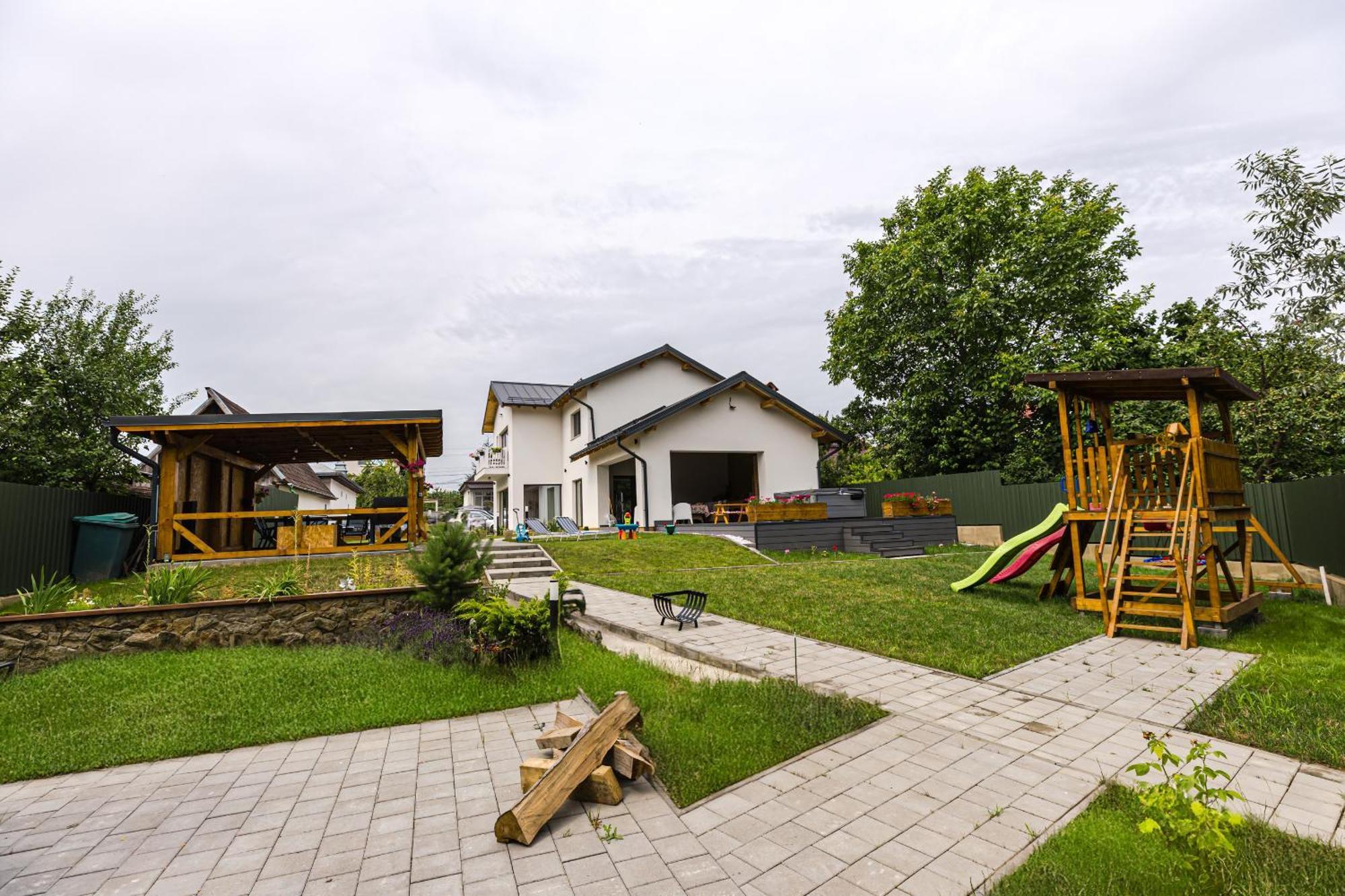 Ioanaguesthouse Turda Exterior foto